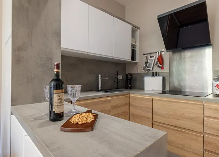 My Casa - Joffre 49-d - Charming 2 Bedroom - Carre D'or *